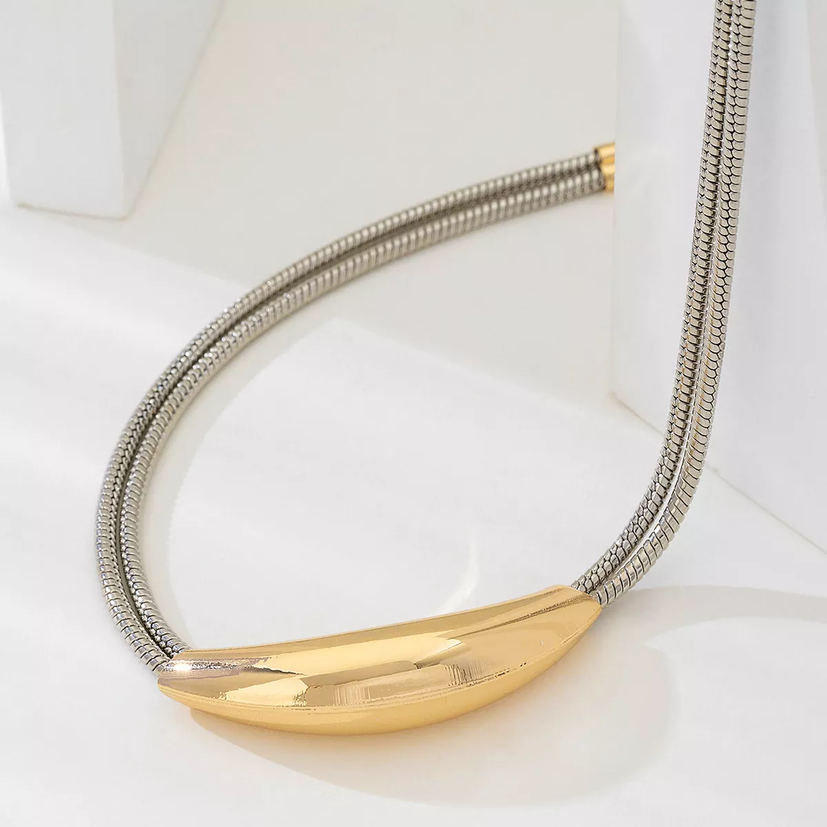 Two-Tone Alloy Curved Pendant Snake Chain Necklace - Image 3