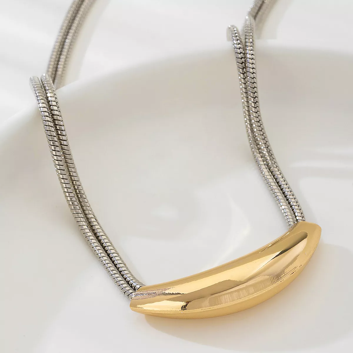 Two-Tone Alloy Curved Pendant Snake Chain Necklace - Image 4