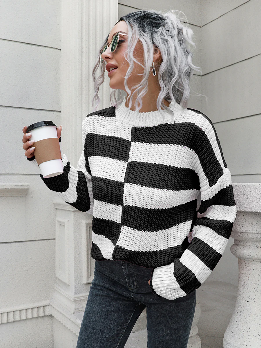 Two-Tone Dropped Shoulder Sweater - Image 4