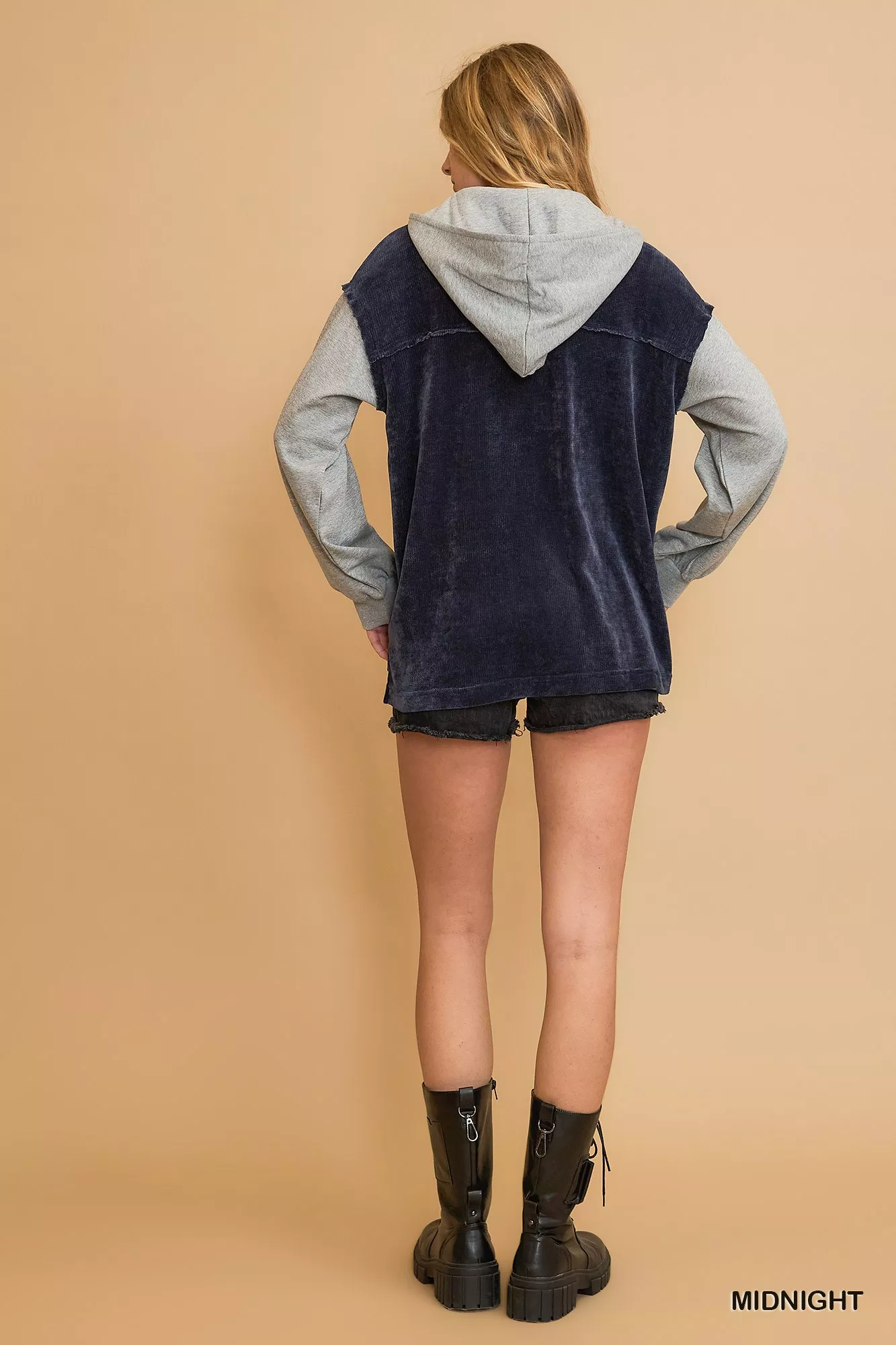 Umgee Contrast Hooded Chenille Jacket - Image 4