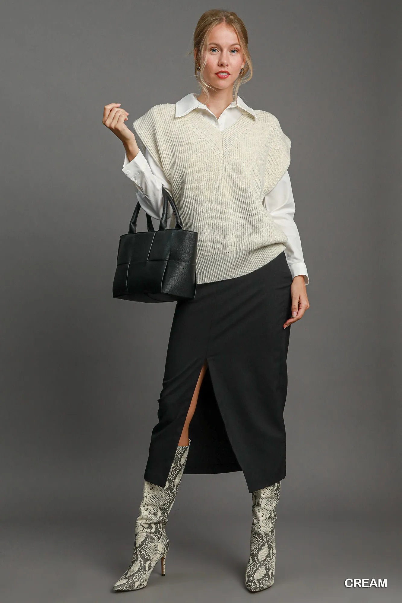 Umgee Oversized V Neck Vest - Image 5