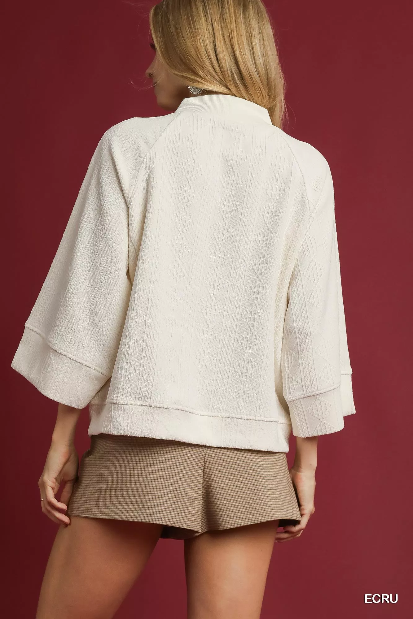 Umgee Textured Knit V-Neck Top - Image 4