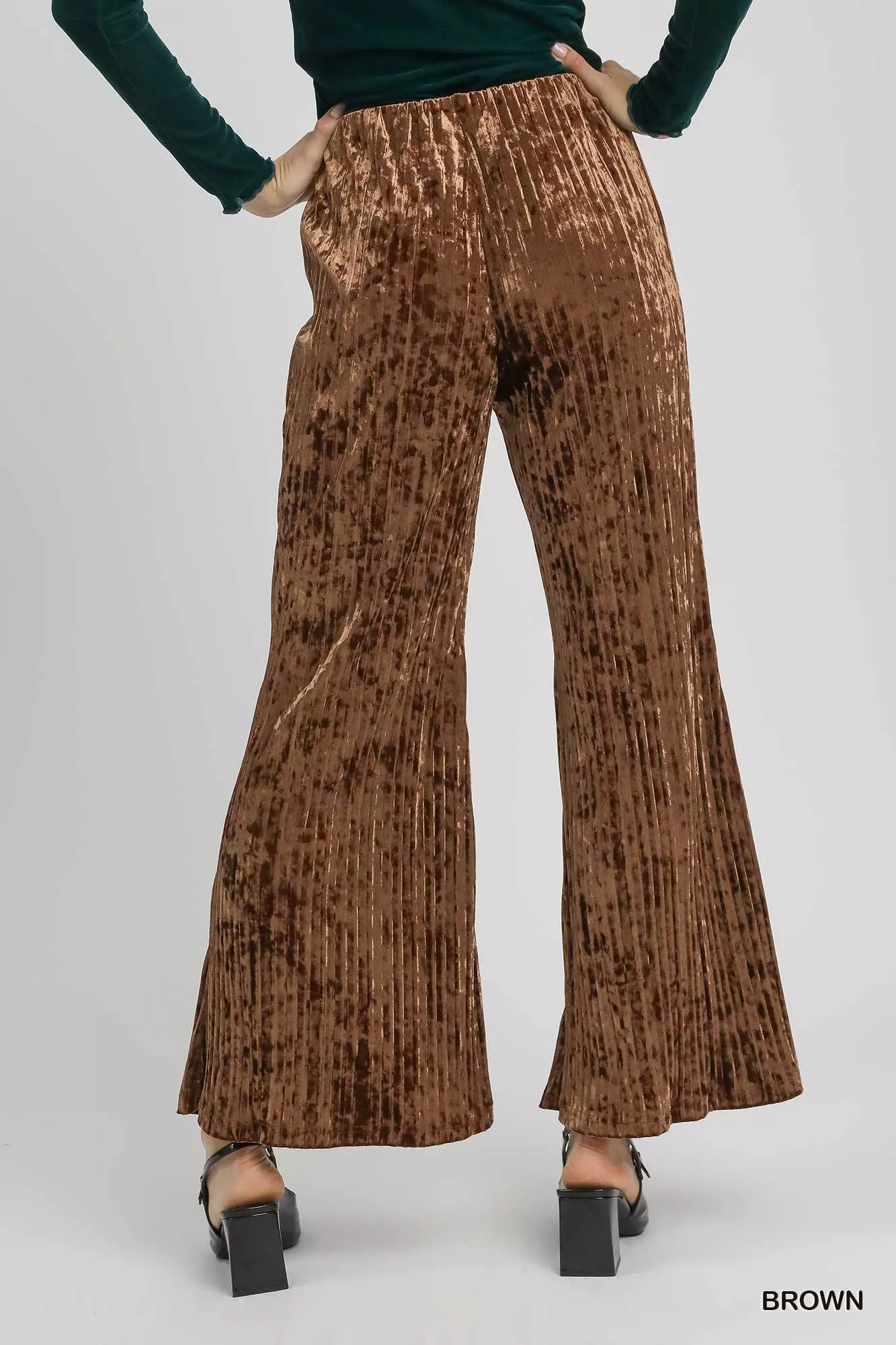 Umgee Velvet Pleated Wide Leg Pants - Image 4