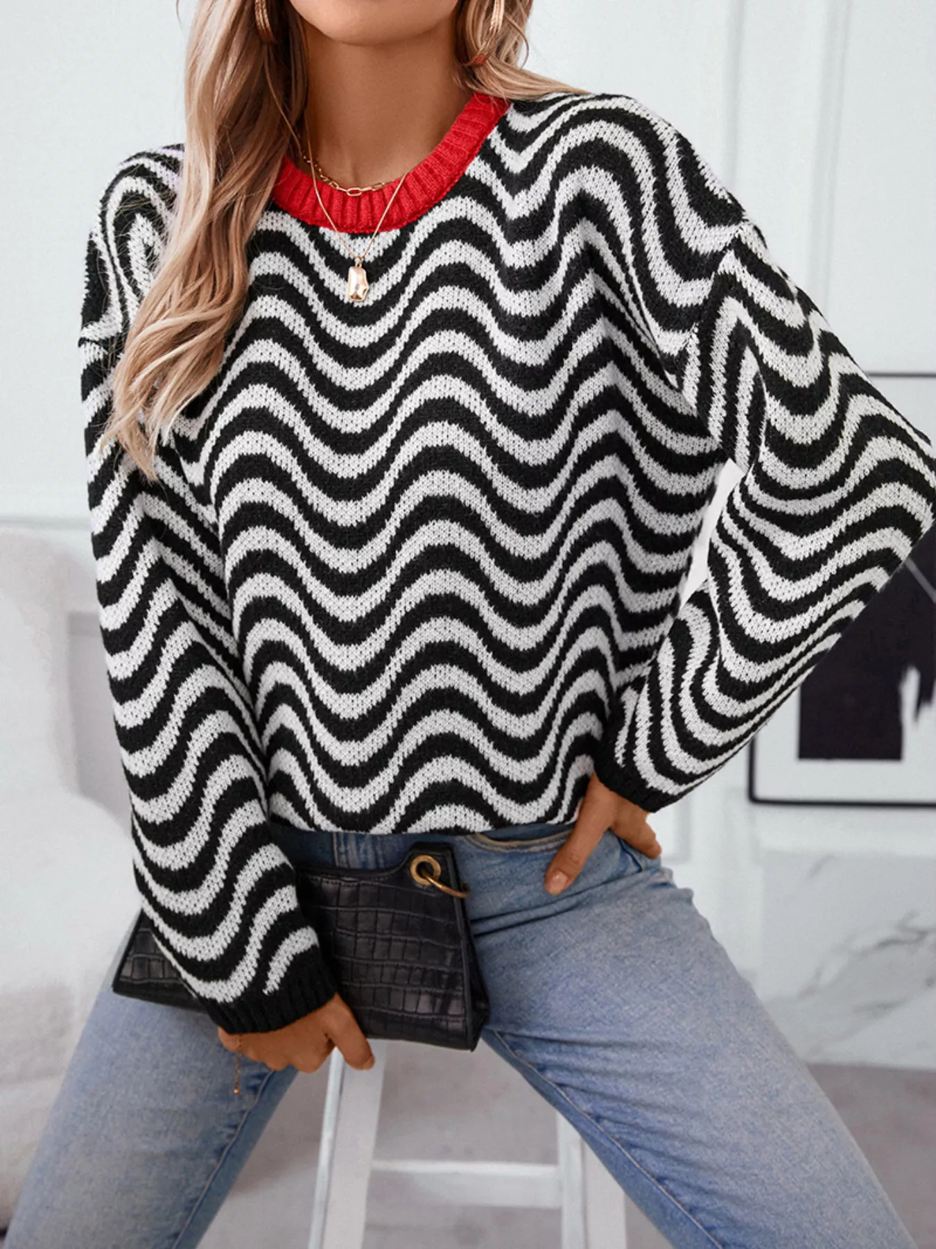 Wavy Striped Round Neck Sweater - Image 9