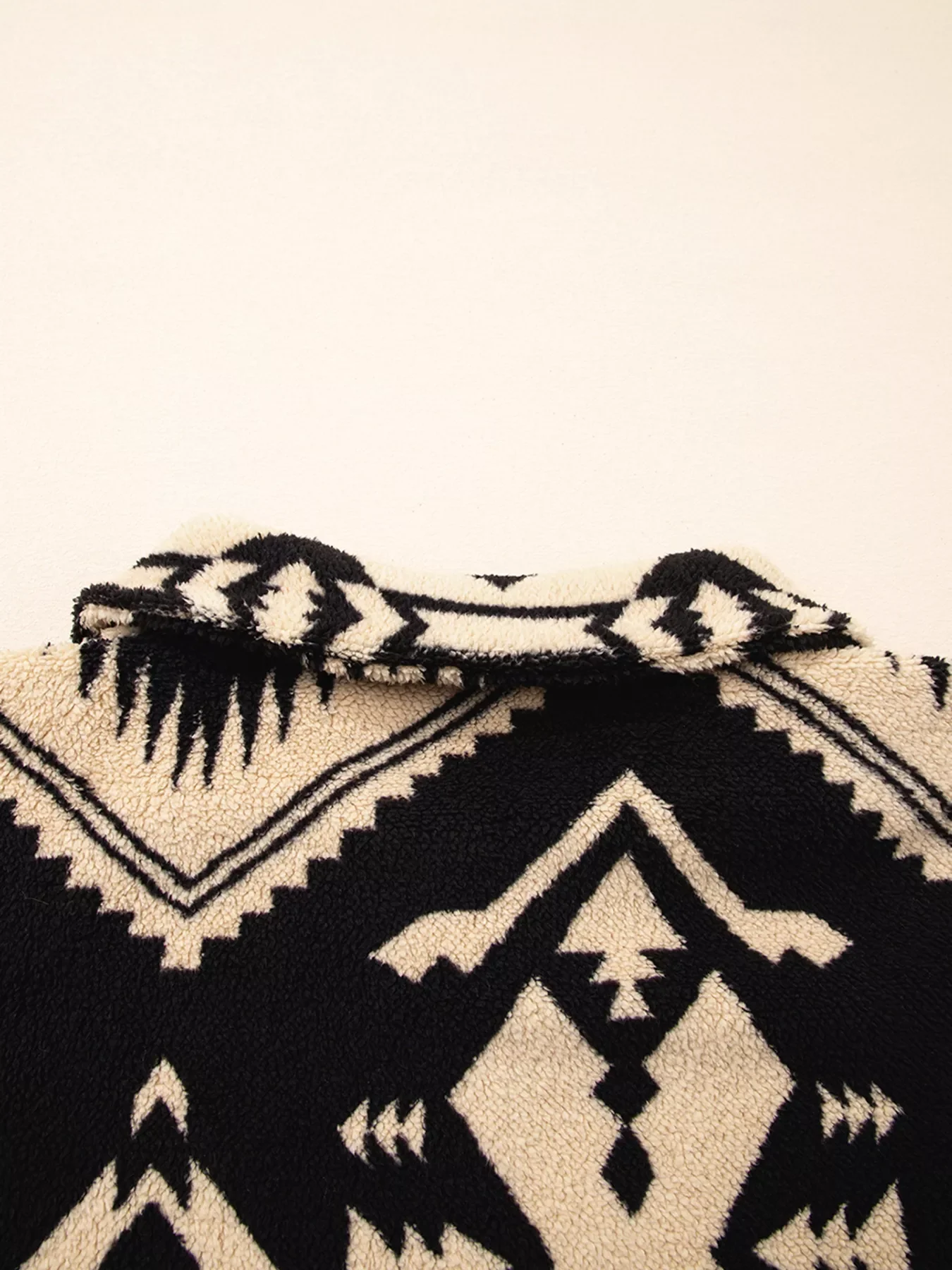 Western Aztec Half Zip Plush Sweatshirt - Image 15