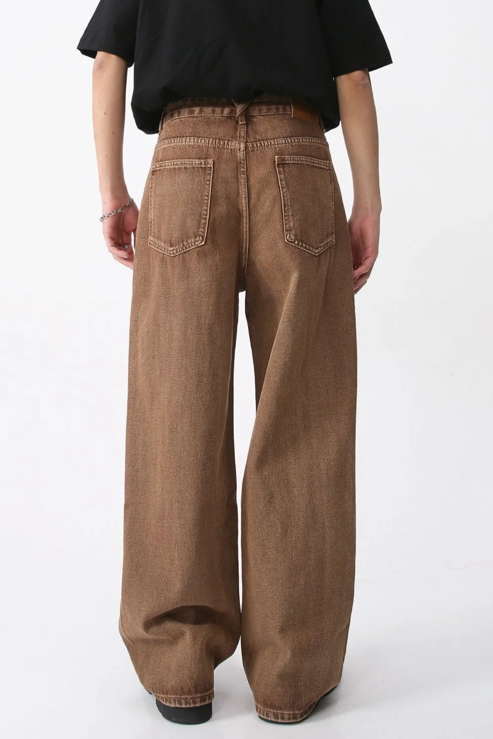 Wide Leg Jeans with Pockets - Image 4