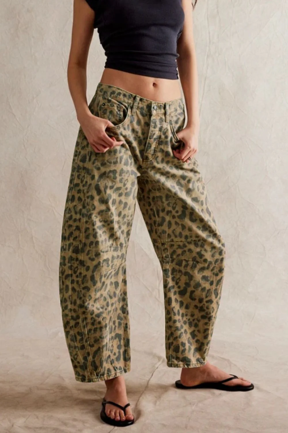 Wide Leg Jeans with Pockets - Image 21