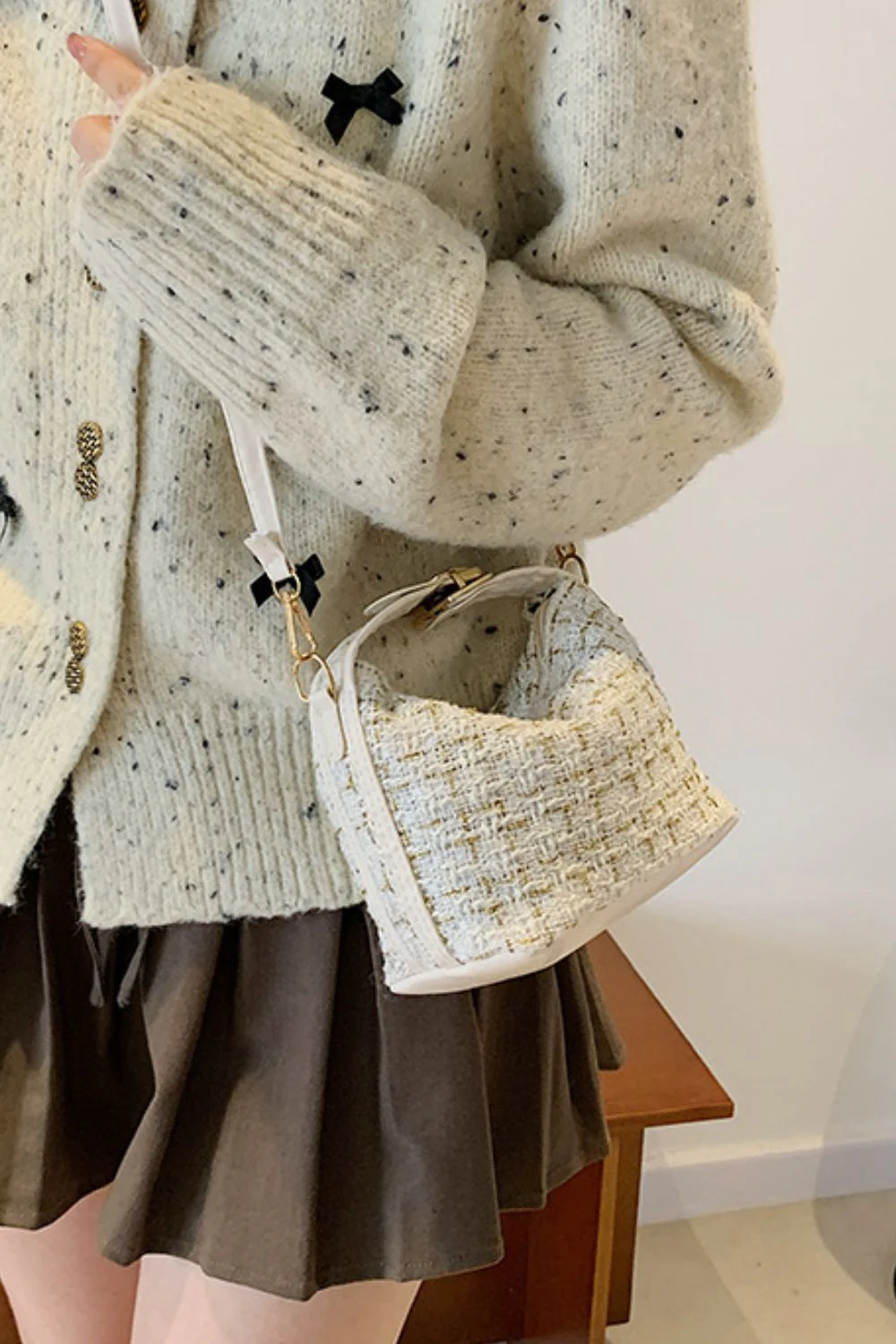 Woven Removable Strap Shoulder Bag - Image 6