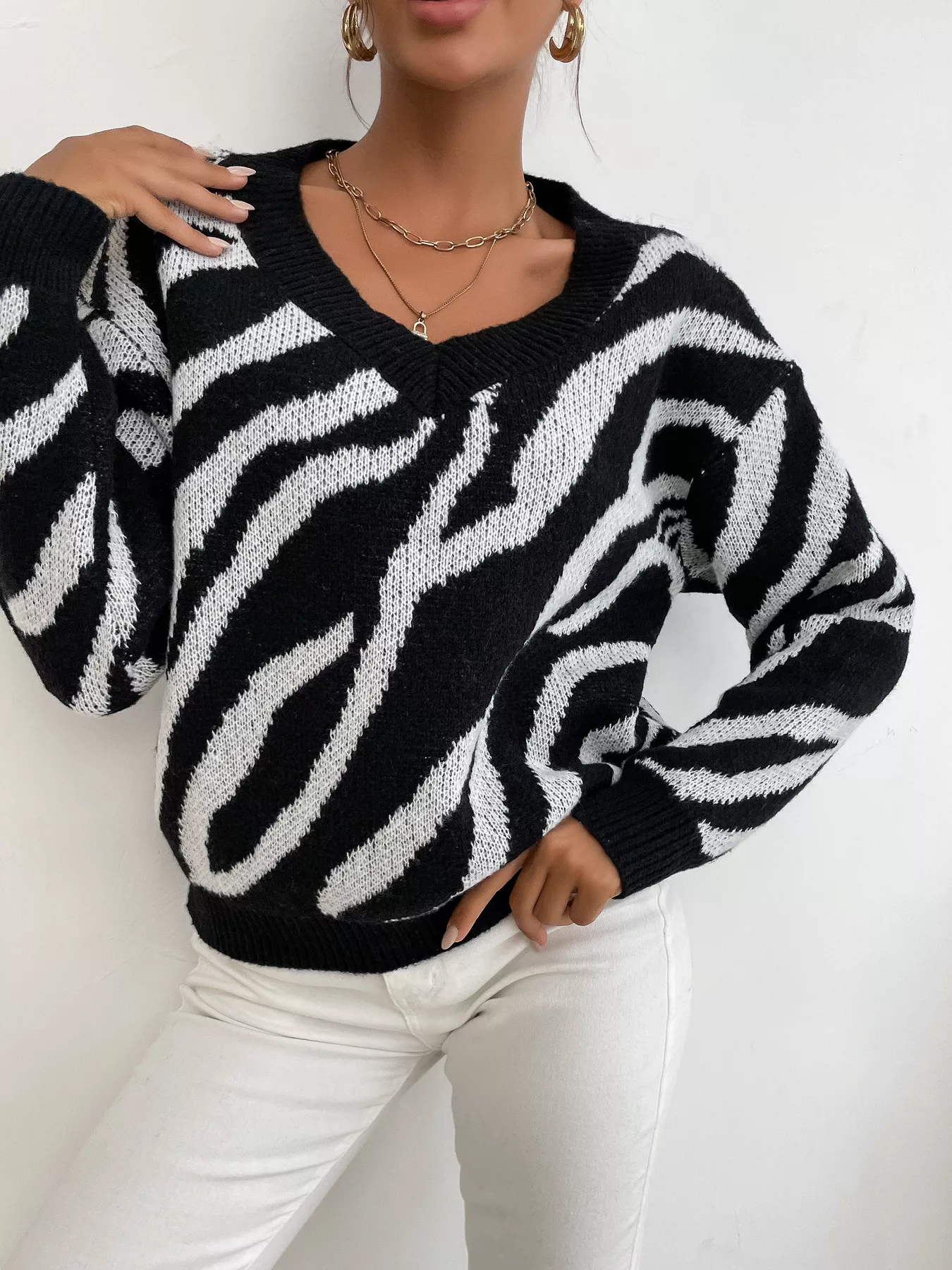 Zebra Print Relaxed Fit Pullover Sweater - Image 4