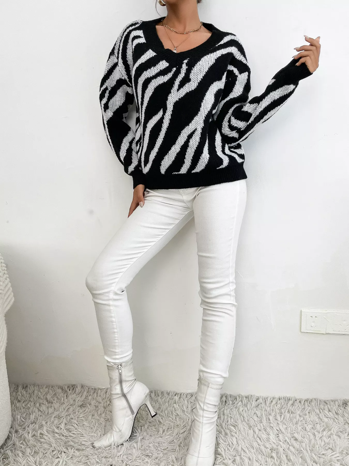 Zebra Print Relaxed Fit Pullover Sweater - Image 8