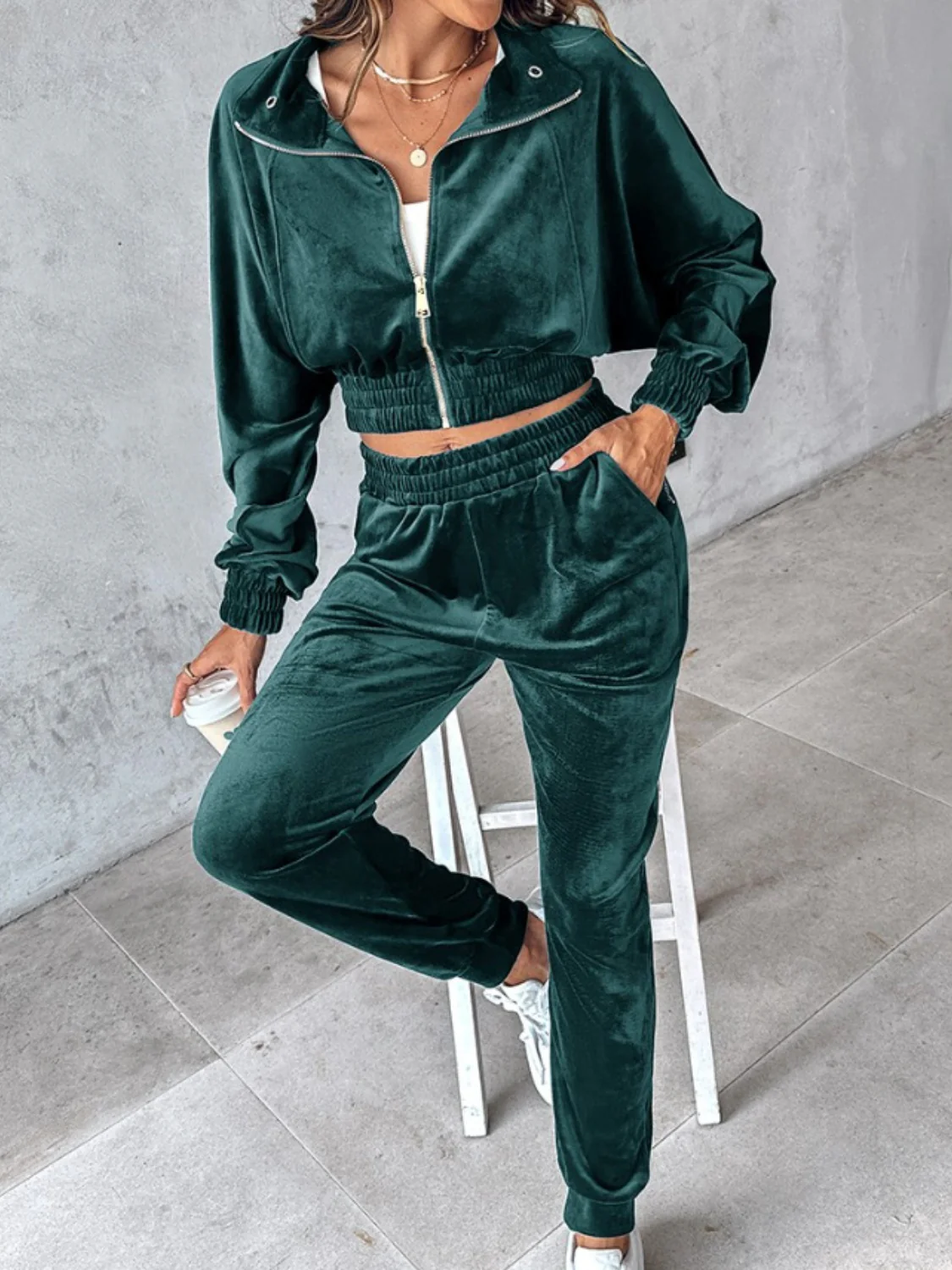Zip Up Long Sleeve Cropped Top and Joggers Set - Image 11