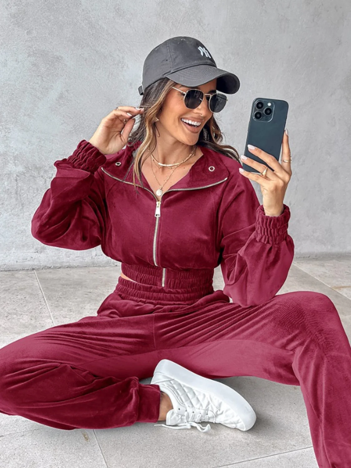 Zip Up Long Sleeve Cropped Top and Joggers Set - Image 15