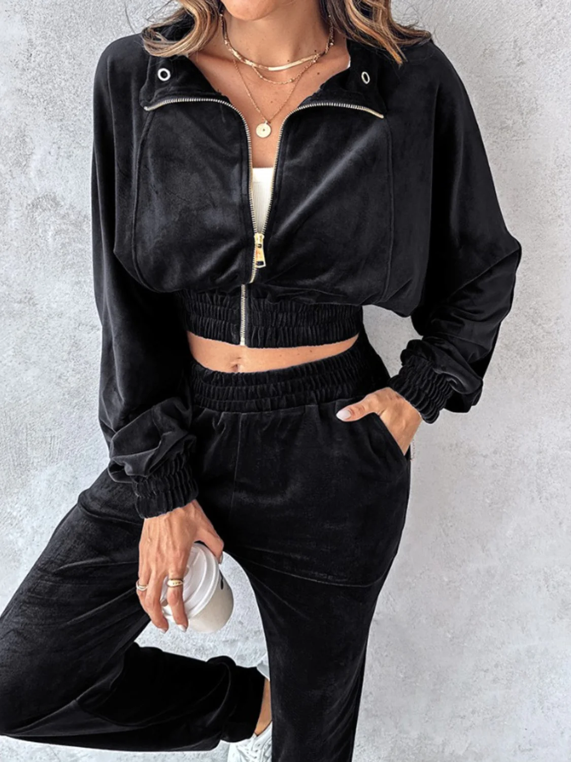 Zip Up Long Sleeve Cropped Top and Joggers Set - Image 18
