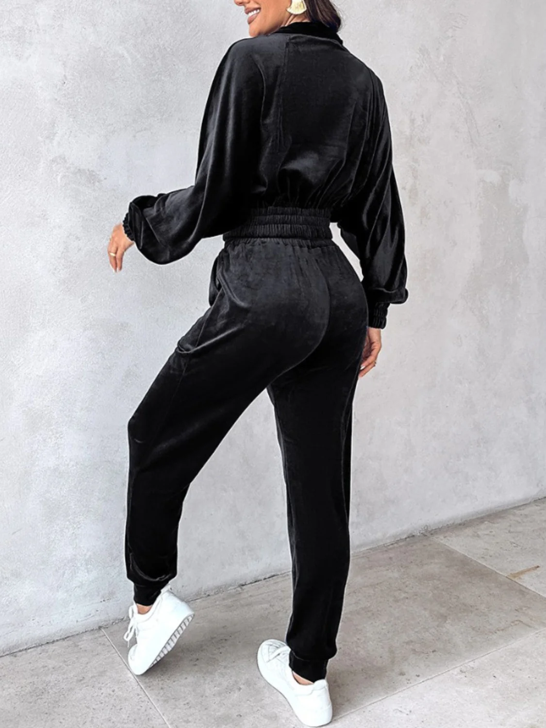 Zip Up Long Sleeve Cropped Top and Joggers Set - Image 21