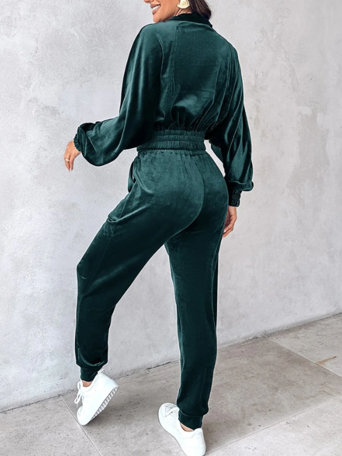 Zip Up Long Sleeve Cropped Top and Joggers Set - Image 8