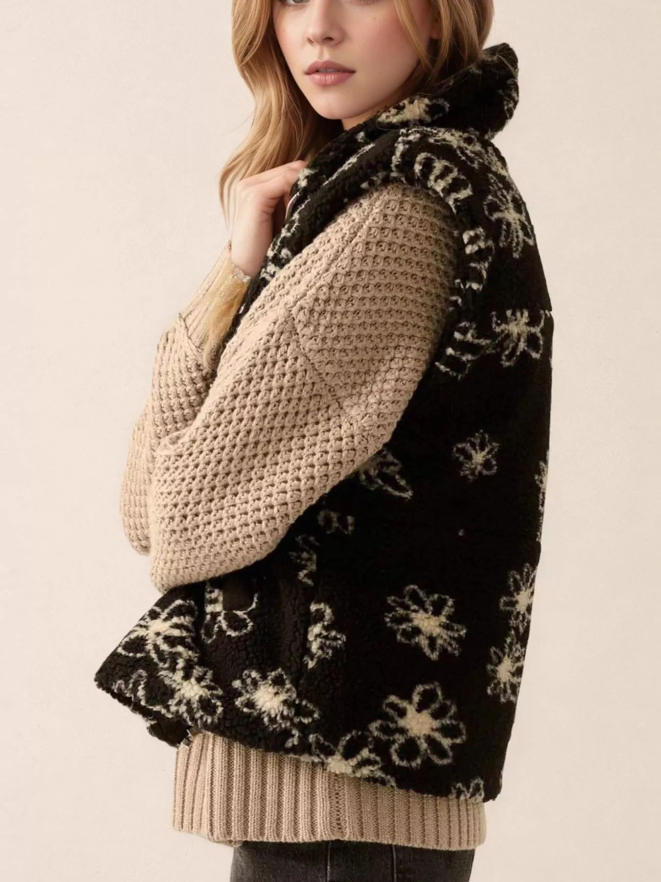 Zip Up Vest Coat with Pockets - Image 2